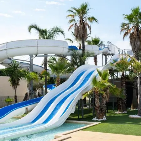 Domaine De A 600m De La Plage, Climatisee 3 7 Couchages Wifi Animations Piscines En Supplements Lrtamj36 Portiragnes