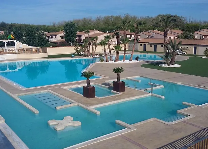 Domaine De A 600m De La Plage, Climatisee 3 7 Couchages Wifi Animations Piscines En Supplements Lrtamj36 Villa