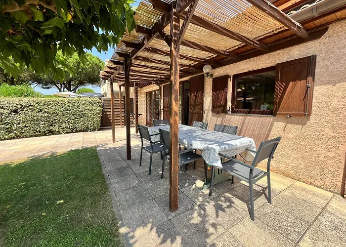 Villa Domaine De A 600m De La Plage, Climatisee 3 7 Couchages Wifi Animations Piscines En Supplements Lrtamj36 *